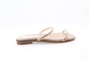 Mules Albano en daim beige avec strass et semelle en cuir
Chaussures plates Albano en daim avec détail brillant
Mules Albano élégantes et confortables en beige
Zoom sur les strass des mules plates Albano en daim