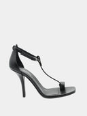 Sandales en cuir noir BURBERRY® Stéfanie avec bout carré et talon aiguille de 10 cm.
