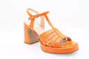 Sandale à talon en cuir verni - Orange